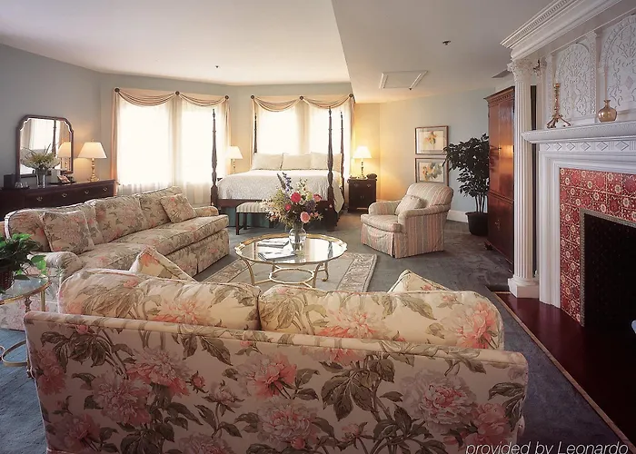 Best 4 Spa Hotels in Lenox for a Relaxing Getaway